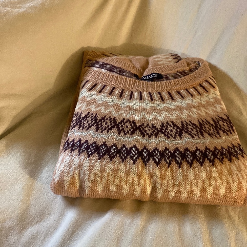 Women’s sweater